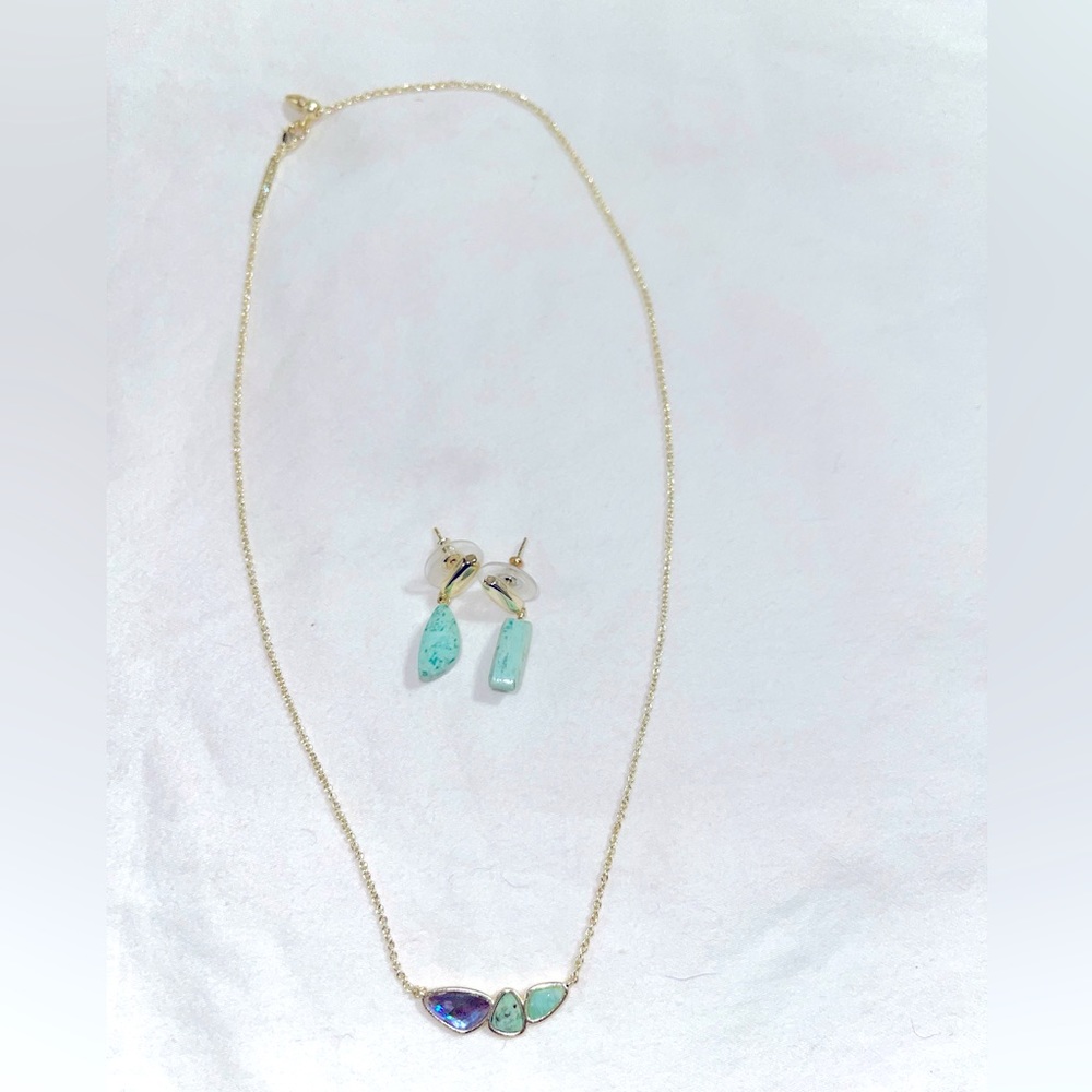 Kendra Scott necklace set